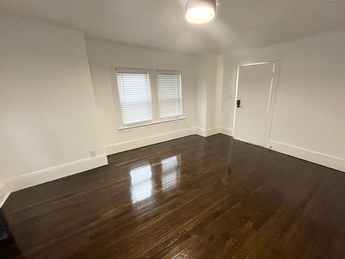 2-25R Auburn, Woburn, MA, 01801 | Card Image
