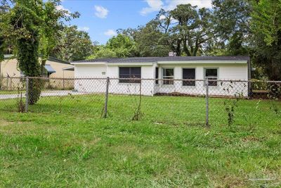 29 Pen Haven Dr, House other with 3 bedrooms, 2 bathrooms and 1 parking in Pensacola FL | Image 2