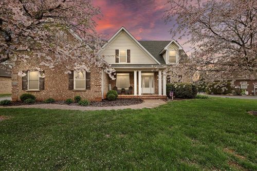 329 Roseberry Cir, Bowling Green, KY, 42104-6526 | Card Image