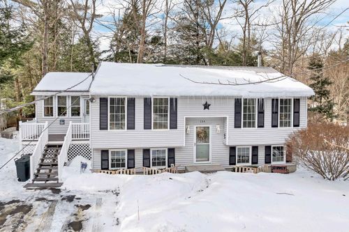 134 Windsor Way, Barnstead, NH, 03225 | Card Image