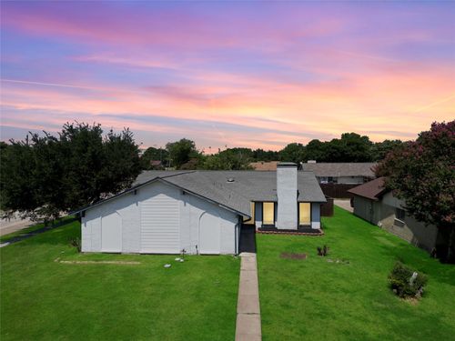 1801 Baylor Dr, Richardson, TX, 75081-5411 | Card Image