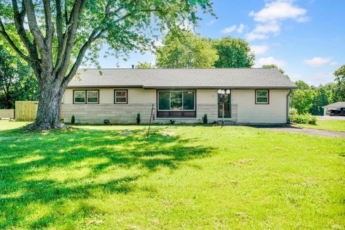 284 Old State Road 37 N, Bedford, IN, 47421-8066 | Card Image