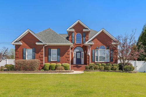 106 Amy Ln, Muscle Shoals, AL, 35661-4746 | Card Image