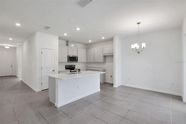 2920 Supermarine Loop, House other with 4 bedrooms, 2 bathrooms and null parking in TAVARES FL | Image 10