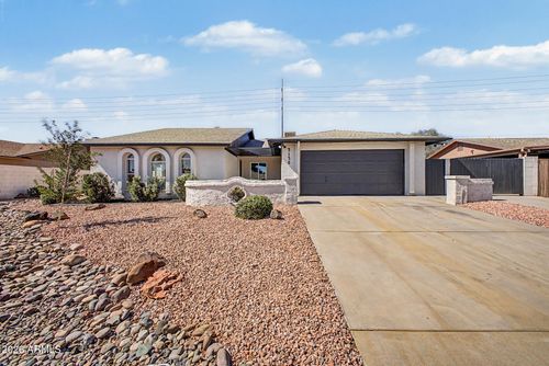 3130 W Kristal Way, Phoenix, AZ, 85027-4859 | Card Image