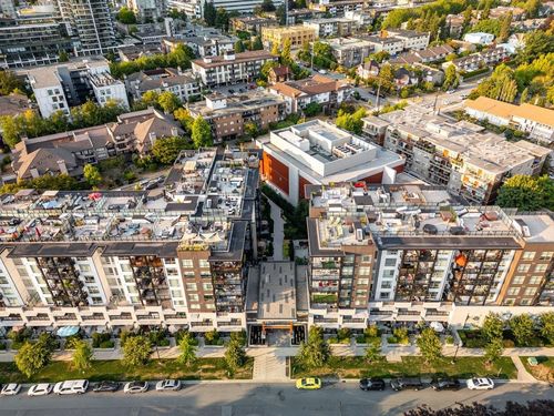 202-128 E 8th St, North Vancouver, BC, V7L0H2 | Card Image