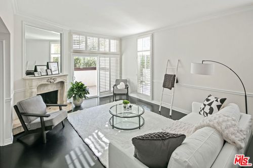 1578 Palisades Dr, Pacific Palisades, CA, 90272 | Card Image