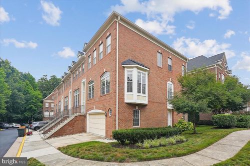 106-47761 Scotsborough Sq, STERLING, VA, 20165-5171 | Card Image