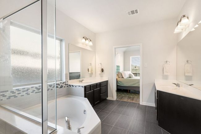 277 Biscayne Bay Bnd, House other with 4 bedrooms, 3 bathrooms and 2 parking in Kyle TX | Image 16
