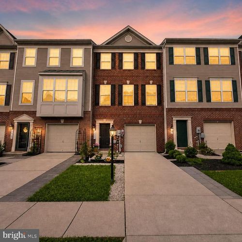 7621 Timbercross Ln, GLEN BURNIE, MD, 21060-8380 | Card Image