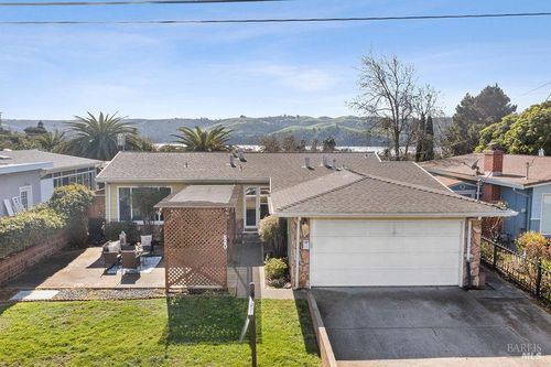 520 Raymond Drive, Benicia, CA, 94510 | Card Image