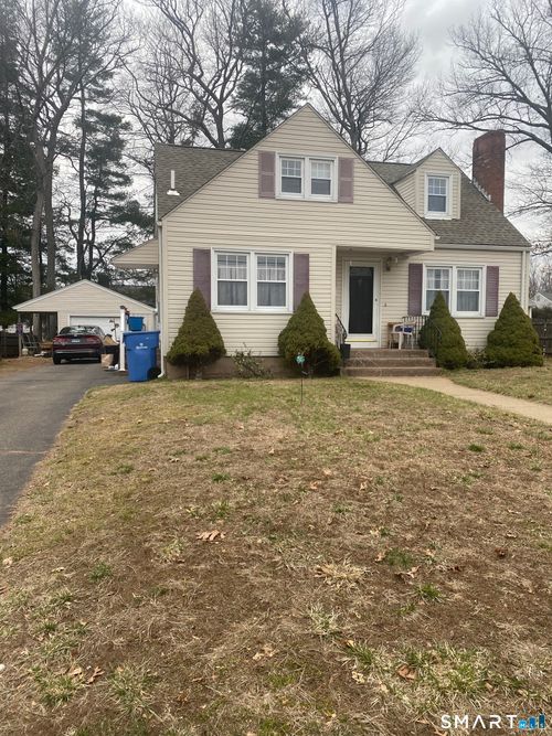 3 French Rd, Manchester, CT, 06042-2822 | Card Image