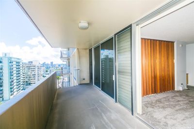 1205 - 1561 Kanunu Street, Home with 3 bedrooms, 2 bathrooms and 1 parking in Honolulu HI | Image 3