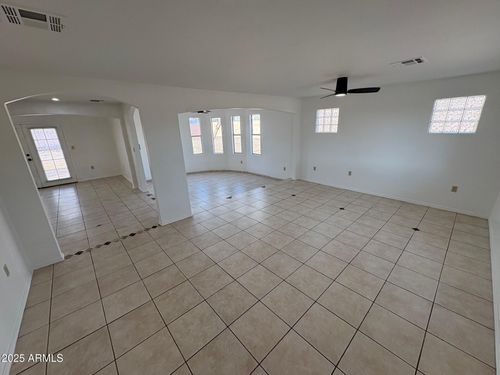 1200 W Cochise Dr, Phoenix, AZ, 85021-2261 | Card Image