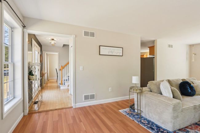 24 Salisbury Rd, House other with 3 bedrooms, 3 bathrooms and null parking in Mont Vernon NH | Image 10