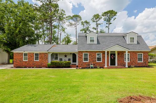 2104 Pinecliff Dr, Valdosta, GA, 31602-2207 | Card Image
