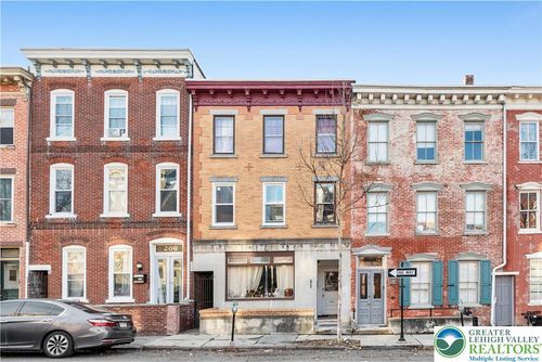 208 N 9th St, Allentown, PA, 18102-3994 | Card Image