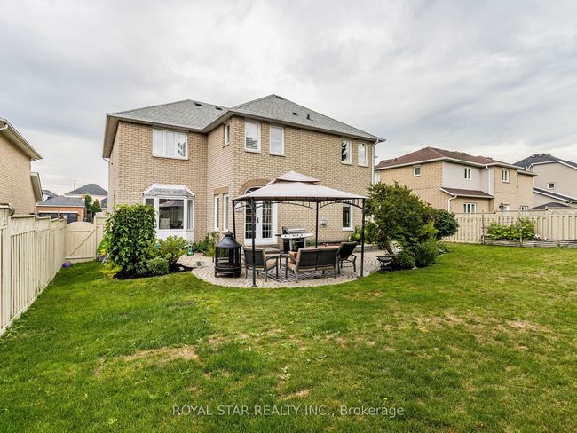 70 Colonel Bertram Rd, House other with 6 bedrooms, 5 bathrooms and 4 parking in Brampton ON | Image 35