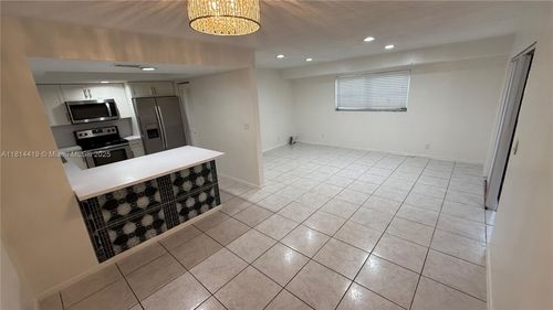 3201-2611 Nw 47th Ln, Lauderdale Lakes, FL, 33313-2619 | Card Image