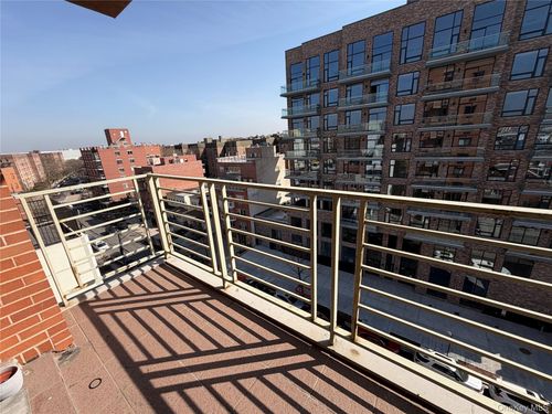 7b-3138 137th St, Flushing, NY, 11354-1980 | Card Image