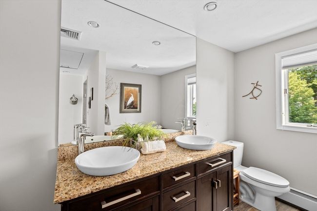 253 Middleboro Rd, House other with 3 bedrooms, 4 bathrooms and 12 parking in East Freetown MA | Image 17