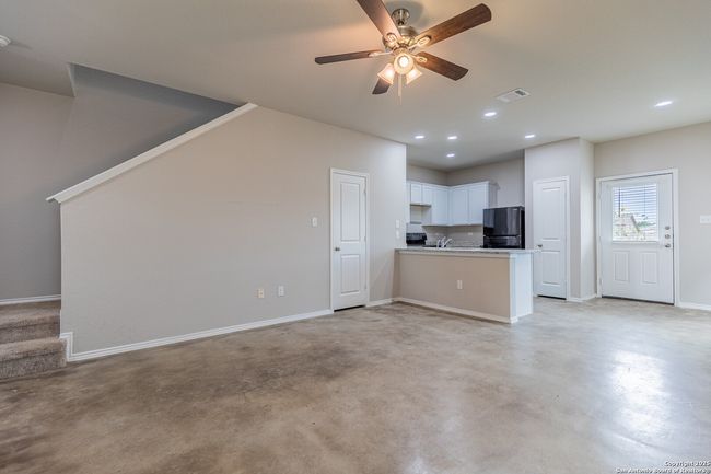 UNIT-404 - 7239 Converse Ridge Ln, House other with 3 bedrooms, 3 bathrooms and null parking in San Antonio TX | Image 4