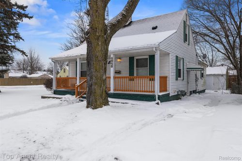 4948 Howe Rd, Wayne, MI, 48184-2416 | Card Image