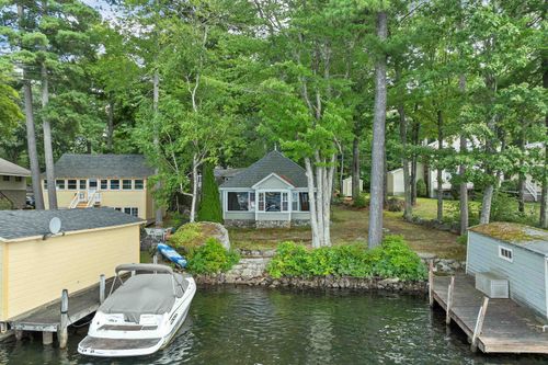 19 Smith Cove Rd, Gilford, NH, 03249-7617 | Card Image
