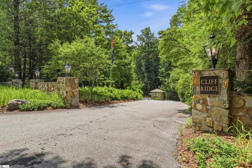 127 Conifer Falls Rd, Cleveland, SC, 29635-9550 | Card Image