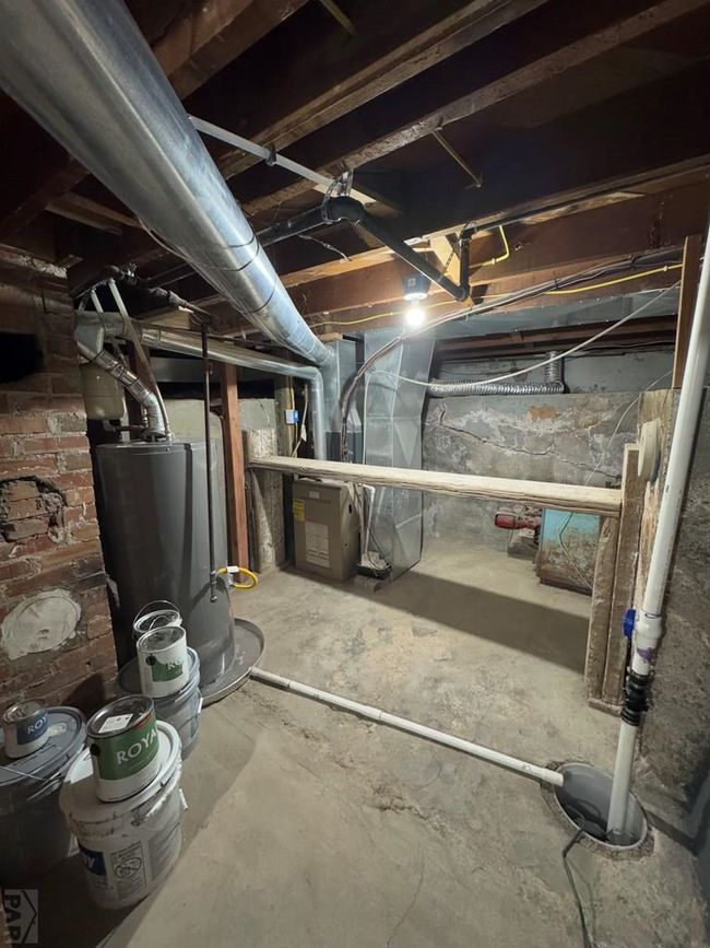 Basement Utility Room | Image 39