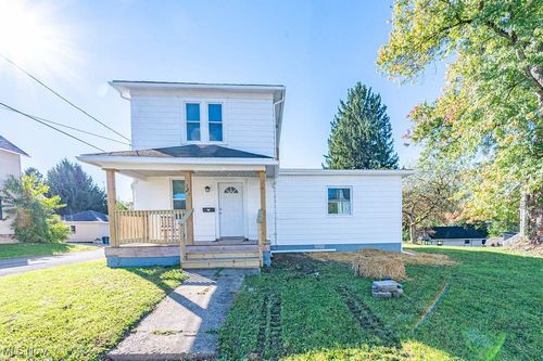 385 Park Ave, East Palestine, OH, 44413-1500 | Card Image