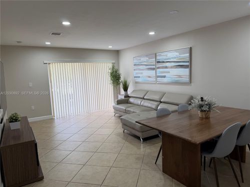 202-4712 Nw 114th Ave, Doral, FL, 33178 | Card Image