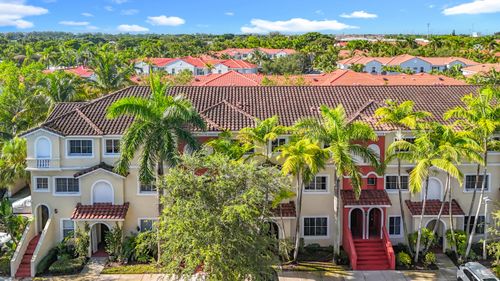 312 Bayfront Dr, Boynton Beach, FL, 33435-8639 | Card Image