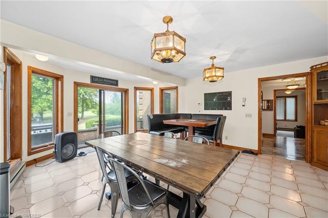 2650 Garrison Rd, House other with 5 bedrooms, 3 bathrooms and 8 parking in Fort Erie ON | Image 12