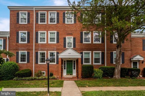 a1-2883 S Abingdon St, ARLINGTON, VA, 22206-1328 | Card Image