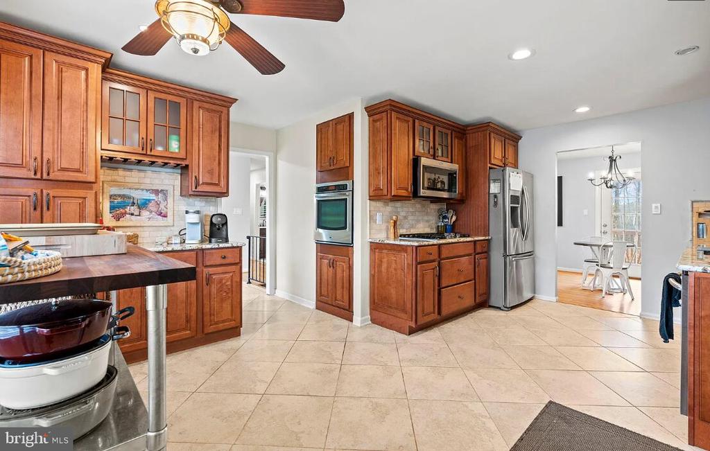 Residential Lease in ALEXANDRIA 3