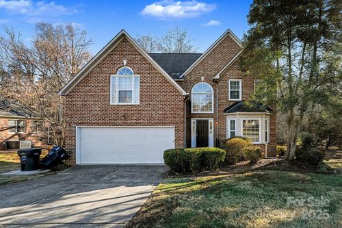 1112 Thoroughbred Pl Nw, Concord, NC, 28027-8683 | Card Image