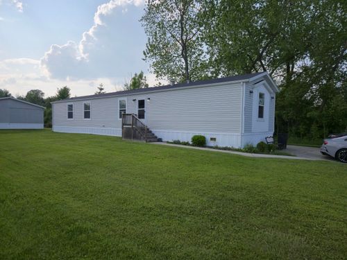 6073 Mohawk Dr, Burtchville, MI, 48059-4335 | Card Image