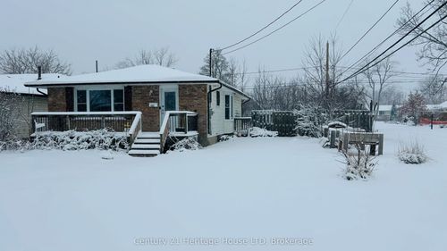 463 Lakeview Rd, Fort Erie, ON, L2A4W2 | Card Image
