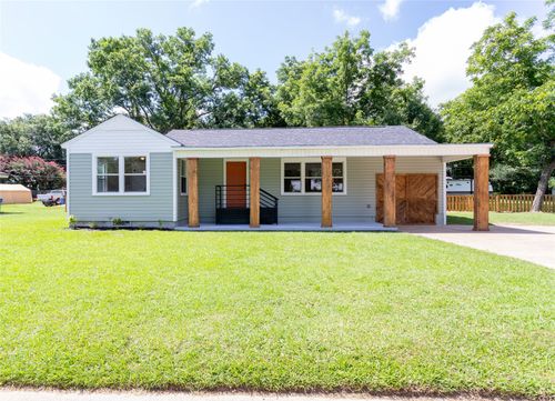 111 W Clinton Ave, Athens, TX, 75751-3205 | Card Image