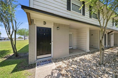 d-1406 Summit St, College Station, TX, 77845-5249 | Card Image