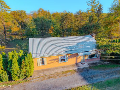 132 Pump Station Rd, Bedford, PA, 15522-3718 | Card Image