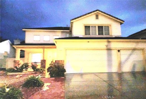 7351 Railroad Ct, Highland, CA, 92346 | Card Image