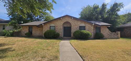 626 Little Creek Dr, Duncanville, TX, 75116-3172 | Card Image