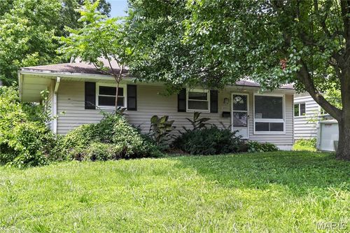 10829 Glen Garry Road, St Louis, MO, 63137 | Card Image