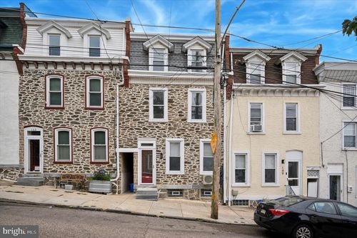 151 Jamestown St, PHILADELPHIA, PA, 19127-1612 | Card Image