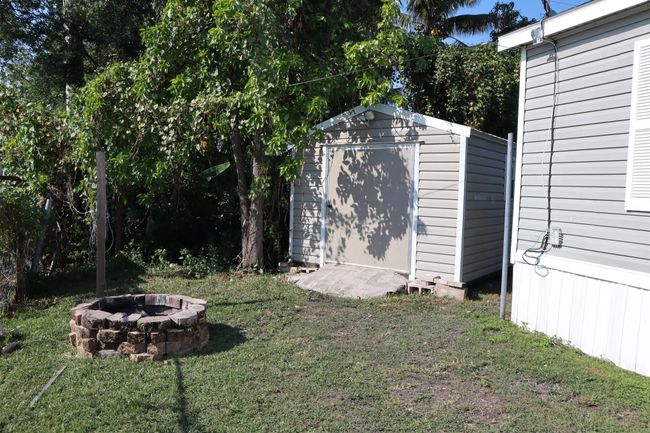 817 E 7 Th St, House other with 3 bedrooms, 2 bathrooms and null parking in Pahokee FL | Image 43