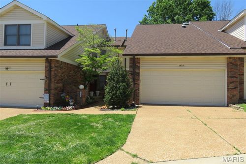13721 La Conte Ct, Saint Louis, MO, 63128-4168 | Card Image