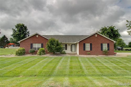 27557 Kristie Ln, Jerseyville, IL, 62052-6824 | Card Image