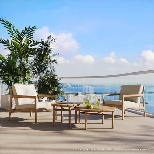 43i-175 Ne 10th St, Miami, FL, 33132 | Card Image